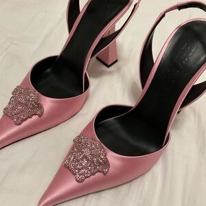 VERSACE La Medusa Satin Sling-Back Pumps pink crystalssize 38 new
